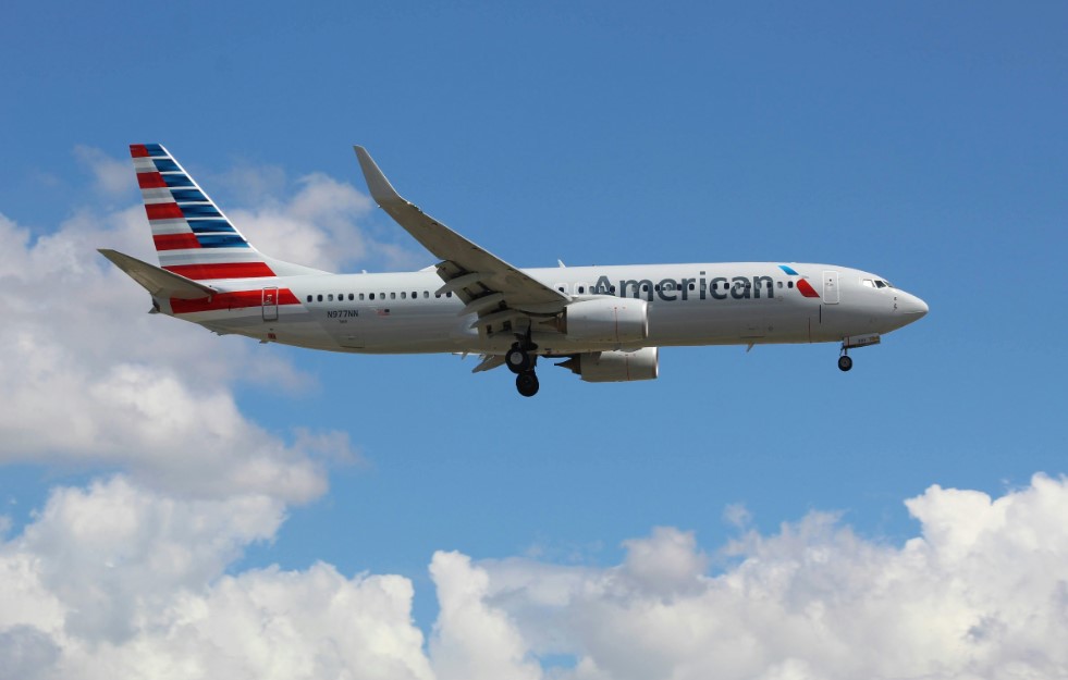 American Airlines grounding , American Airlines technical issue , American Airlines flight delays, American Airlines flight cancellations, American Airlines Christmas grounding,